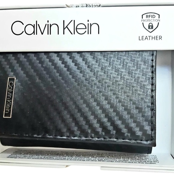 Calvin Klein • Men's Compact Genuine Leather Wallet - Picture 4 of 7
